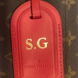 Louis Vuitton Purse TaG